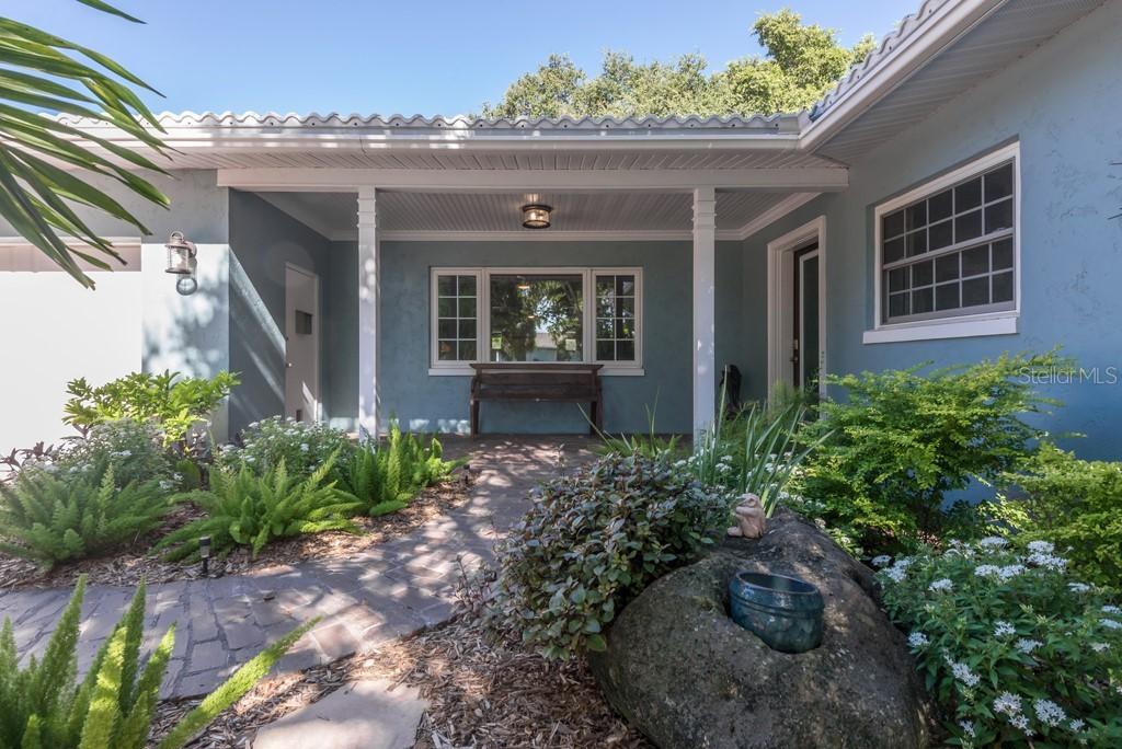 6731 Colony Dr., St Petersburg, FL 33705