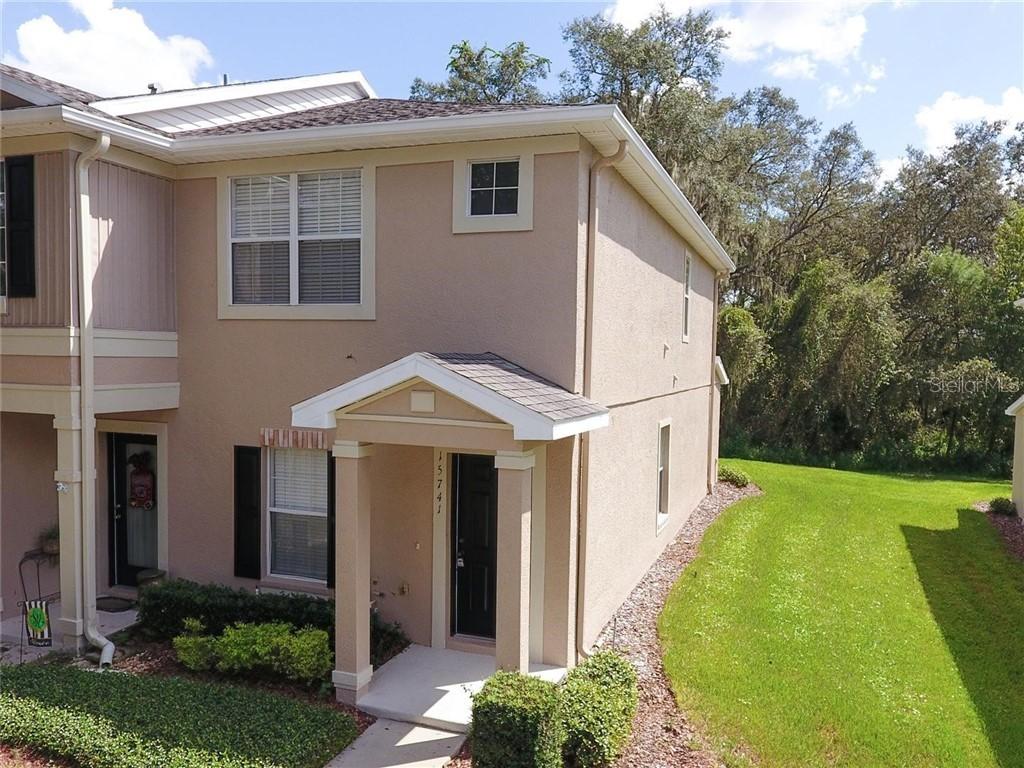 15741 Fishhawk Falls Dr., Lithia, FL 33547