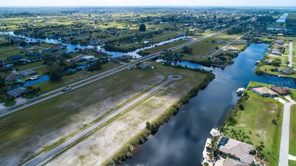 1506 40th Pl., Cape Coral, FL 33993