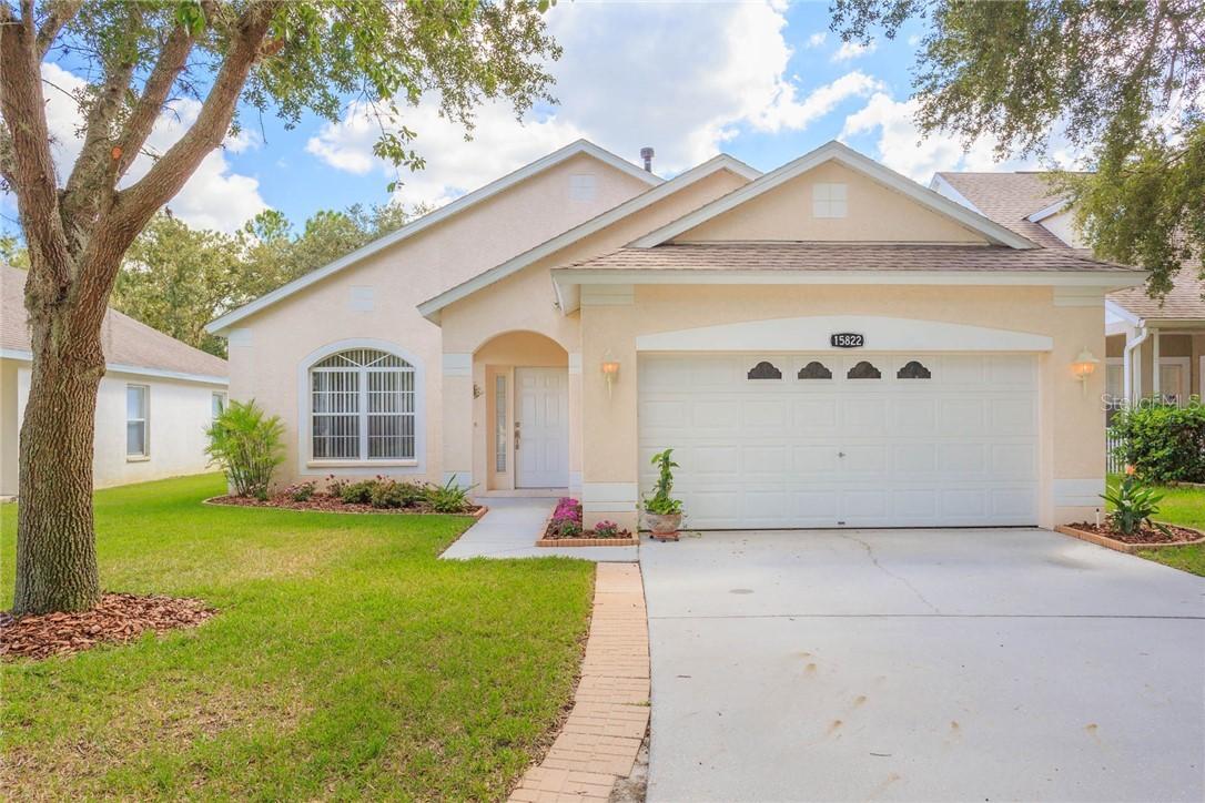 15822 Stags Leap Dr., Lutz, FL 33559