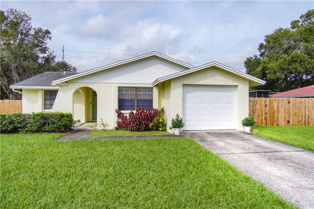 637 Pine Forest Dr., Brandon, FL 33511