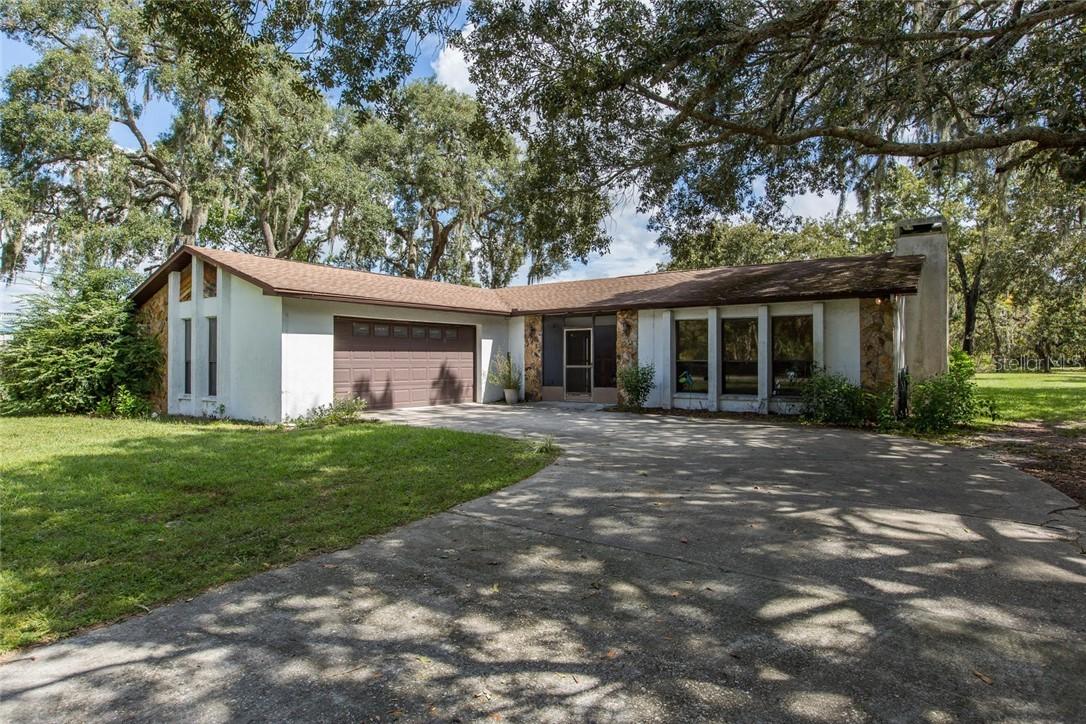 18910 Gracie Lee St., Spring Hill, FL 34610