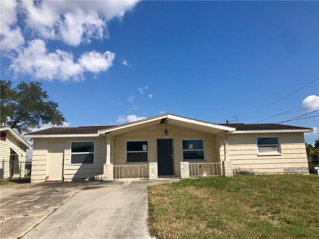 1018 Croydon Ln., Holiday, FL 34691