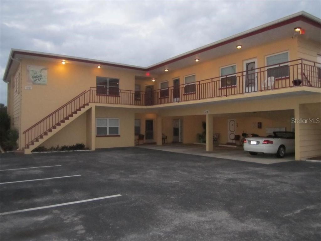 11701 1st St. #6, Treasure Island, FL 33706