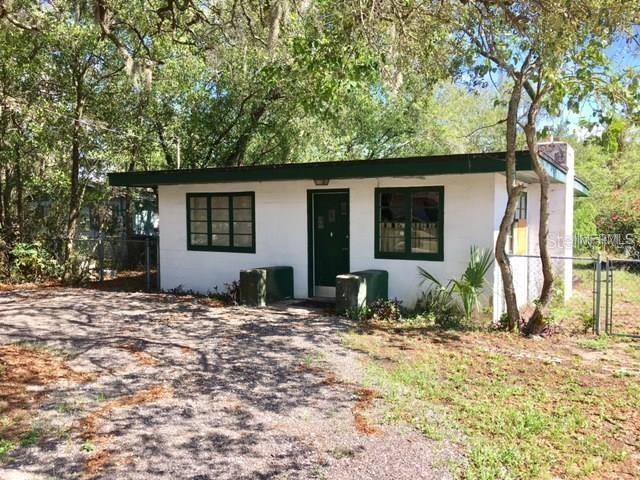 1423 E 98th Ave., Tampa, FL 33612