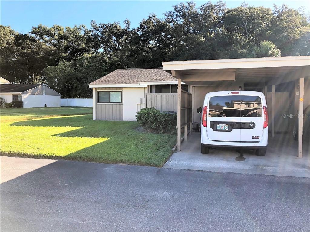 8711 Plum Ln., Temple Terrace, FL 33637