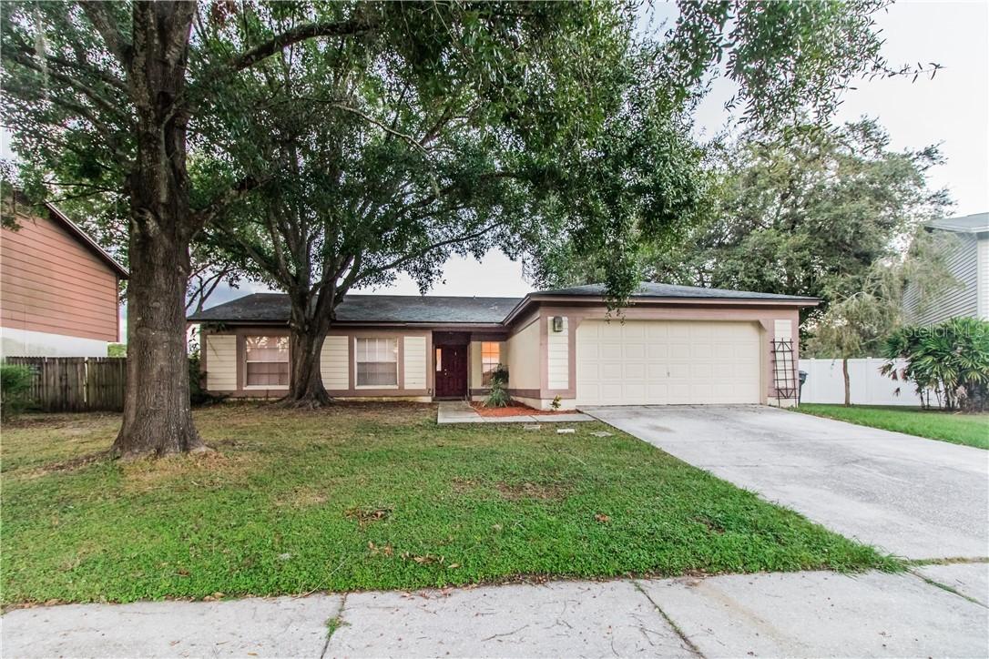 530 Oak Creek Dr., Brandon, FL 33511