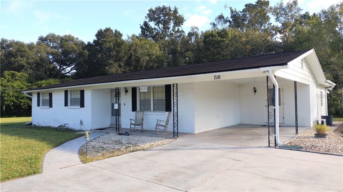 710 Bay Dr., Plant City, FL 33563