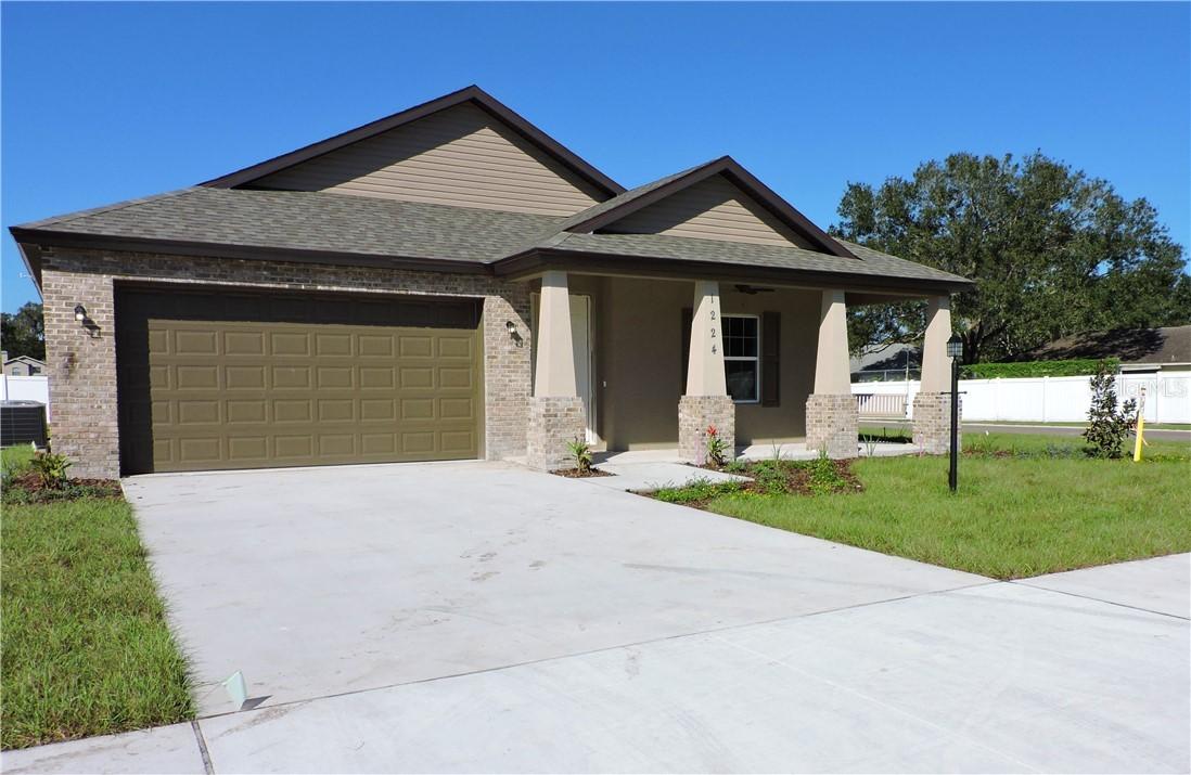 1224 Wild Daisy Dr., Plant City, FL 33563