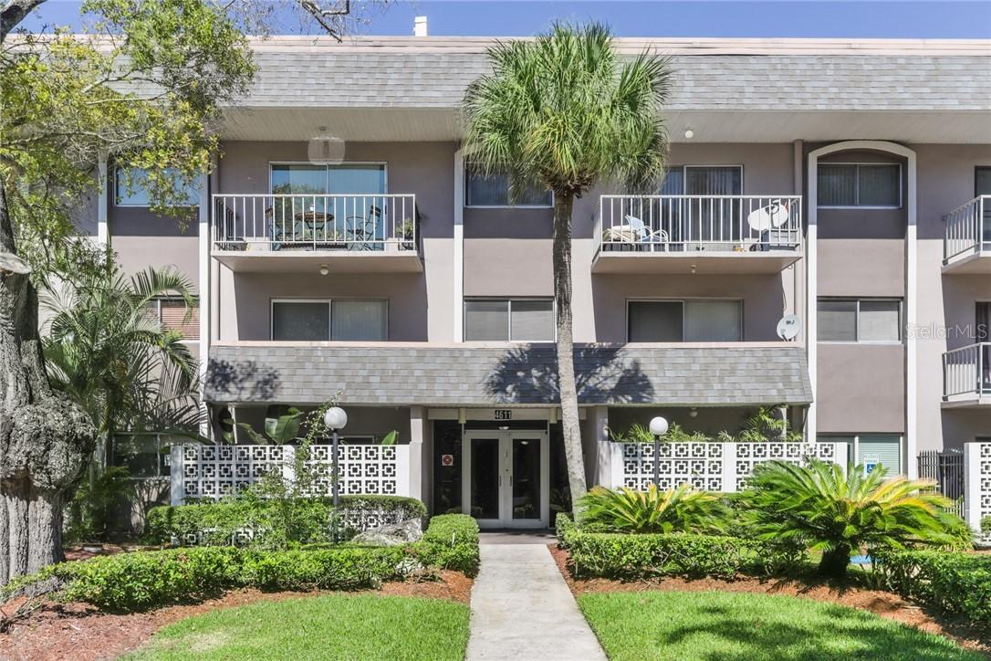 4611 W Fig St. #305, Tampa, FL 33609
