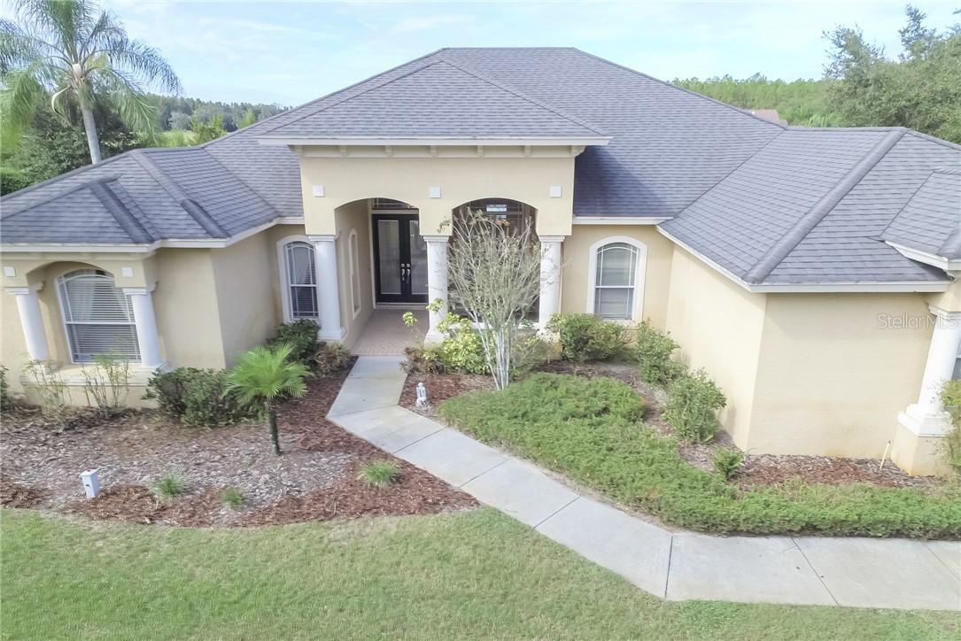 19618 Eagle Crest Dr., Lutz, FL 33549