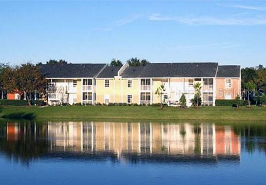 703 Parsons Lake Path #201, Brandon, FL 33511