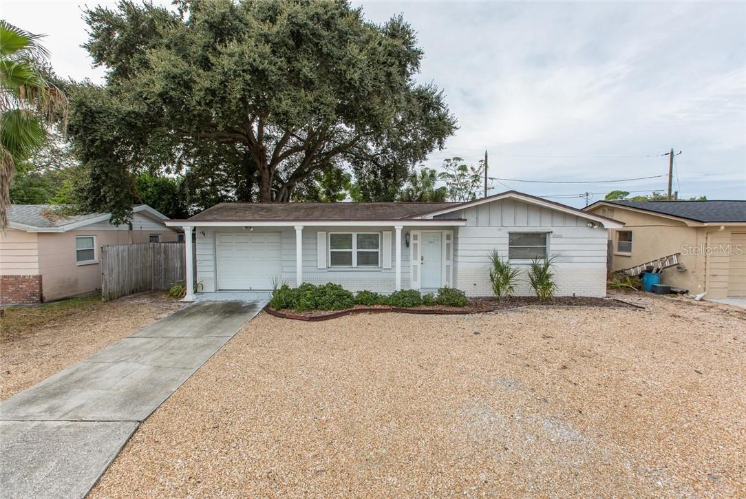 3703 Bradford Dr., Holiday, FL 34691