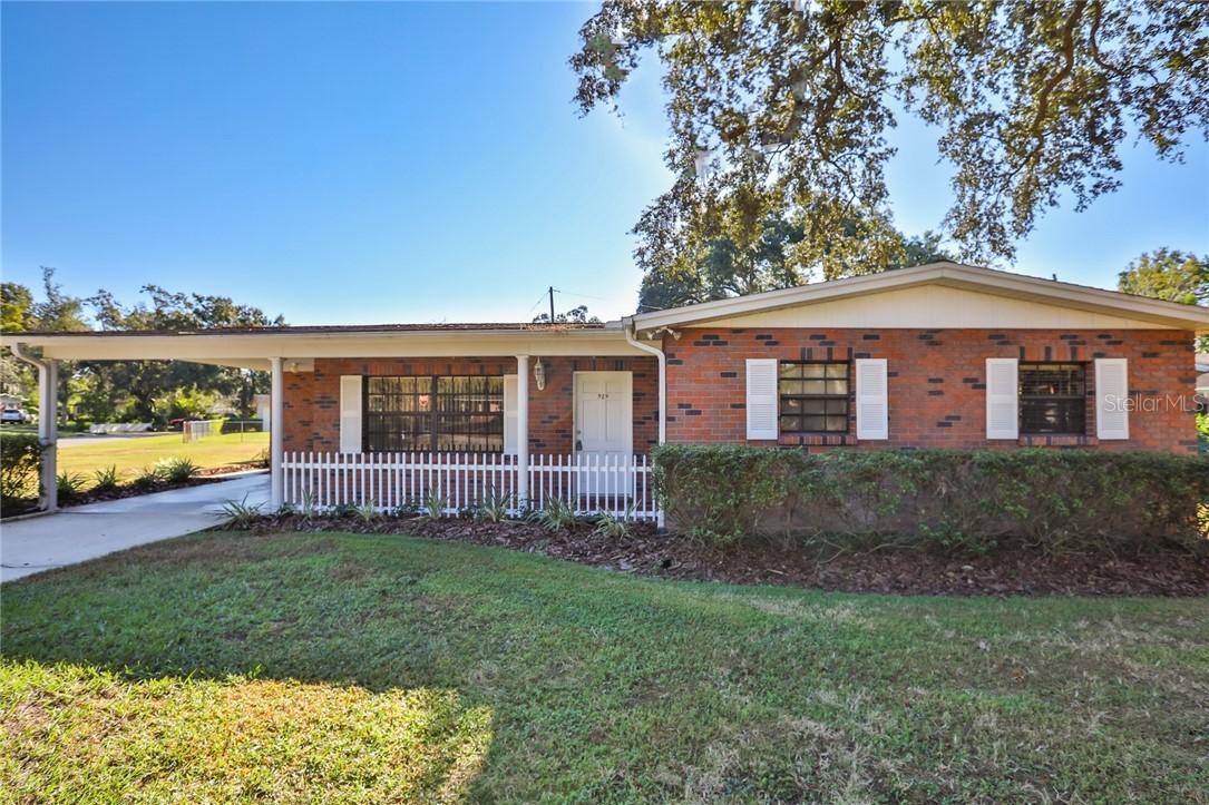 929 Alpine Dr., Brandon, FL 33510