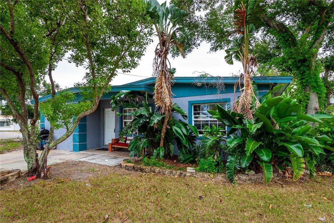 605 Palm Bluff St., Clearwater, FL 33755