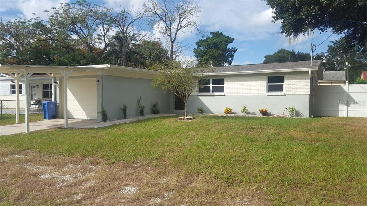 108 Melanie Ln., Brandon, FL 33510