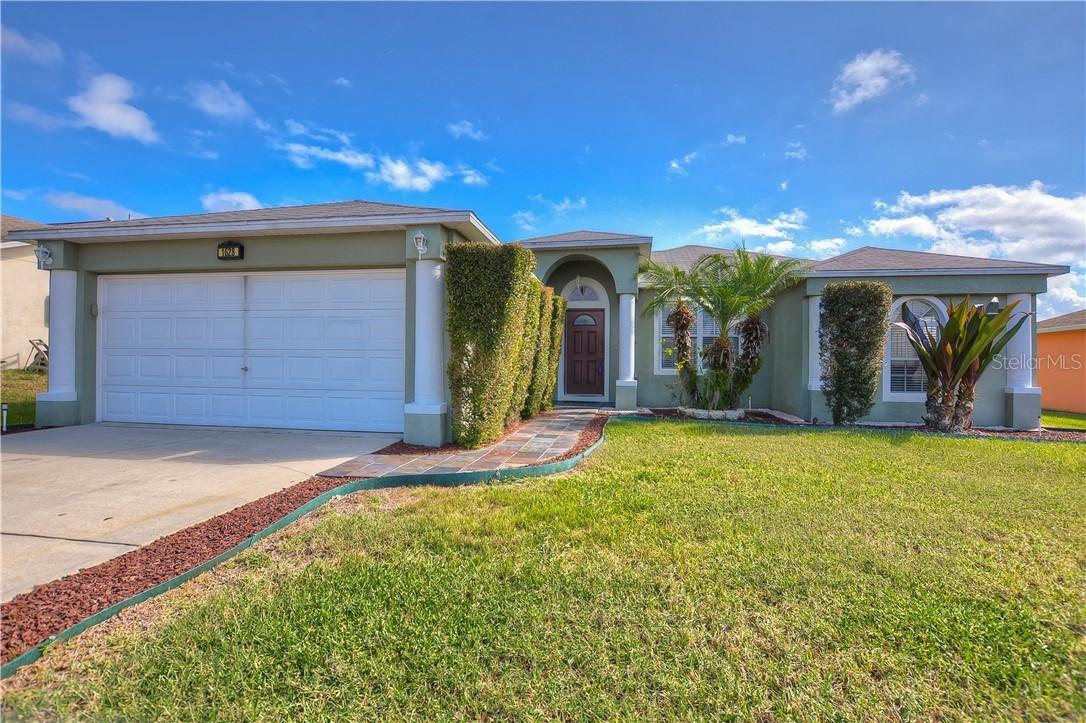 1628 Papoose Way, Lutz, FL 33559