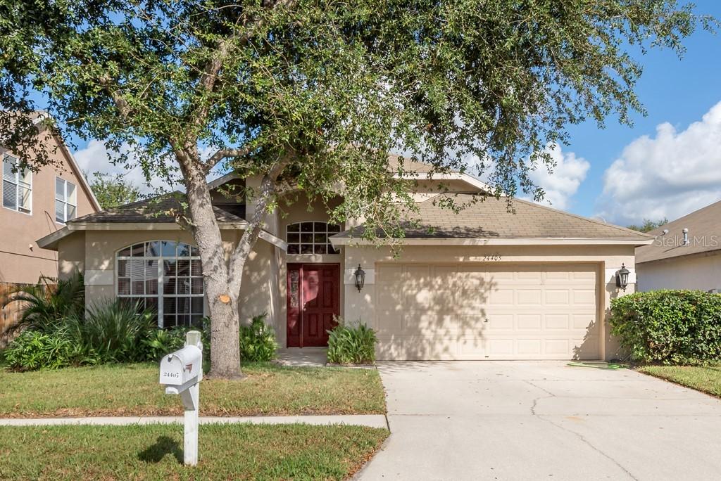 24405 Summer Wind Ct., Lutz, FL 33559