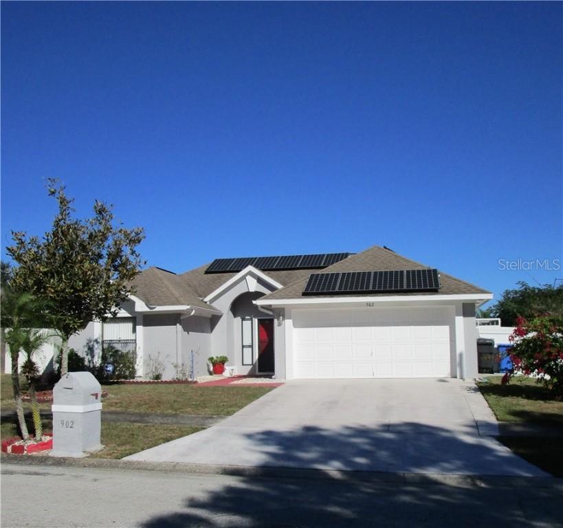 902 Sandywood Dr., Brandon, FL 33510
