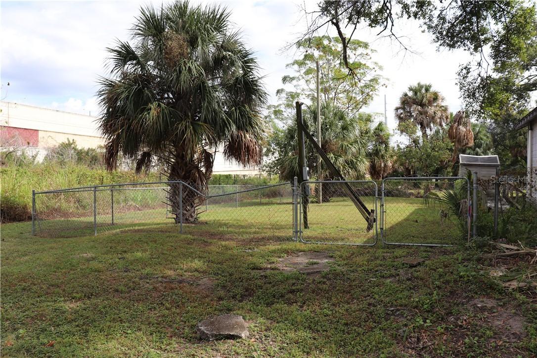 2305 N 23rd St., Tampa, FL 33605