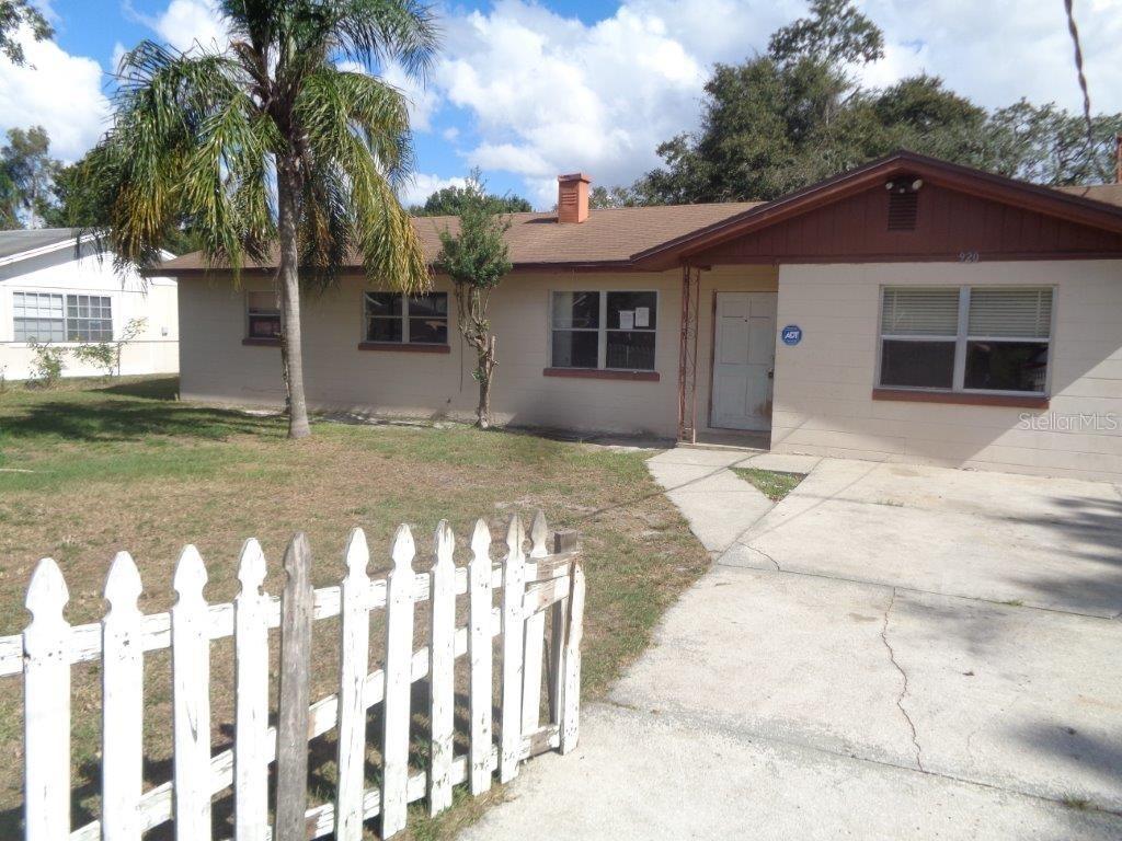 920 30th St., Winter Haven, FL 33881