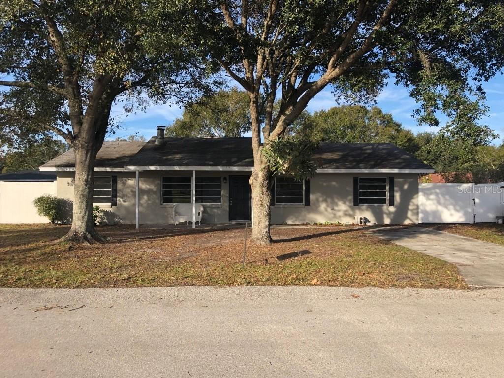 2606 Delrose Dr., Lakeland, FL 33805