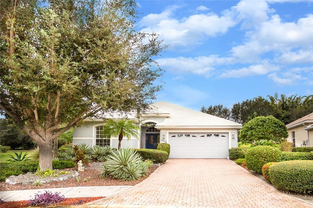6716 Westward Pl., University Park, FL 34201