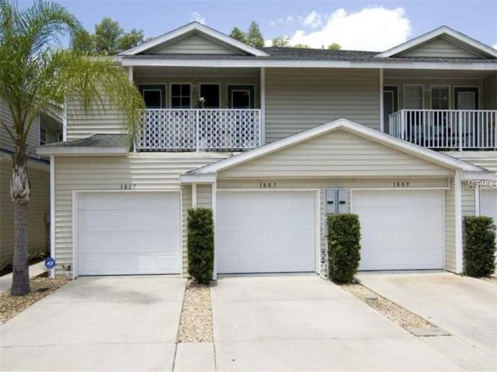 1817 Hammocks Ave., Lutz, FL 33549