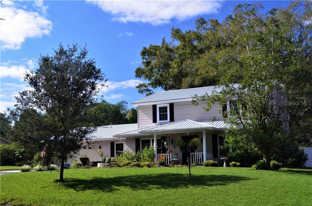 11006 Kewanee Dr., Temple Terrace, FL 33617