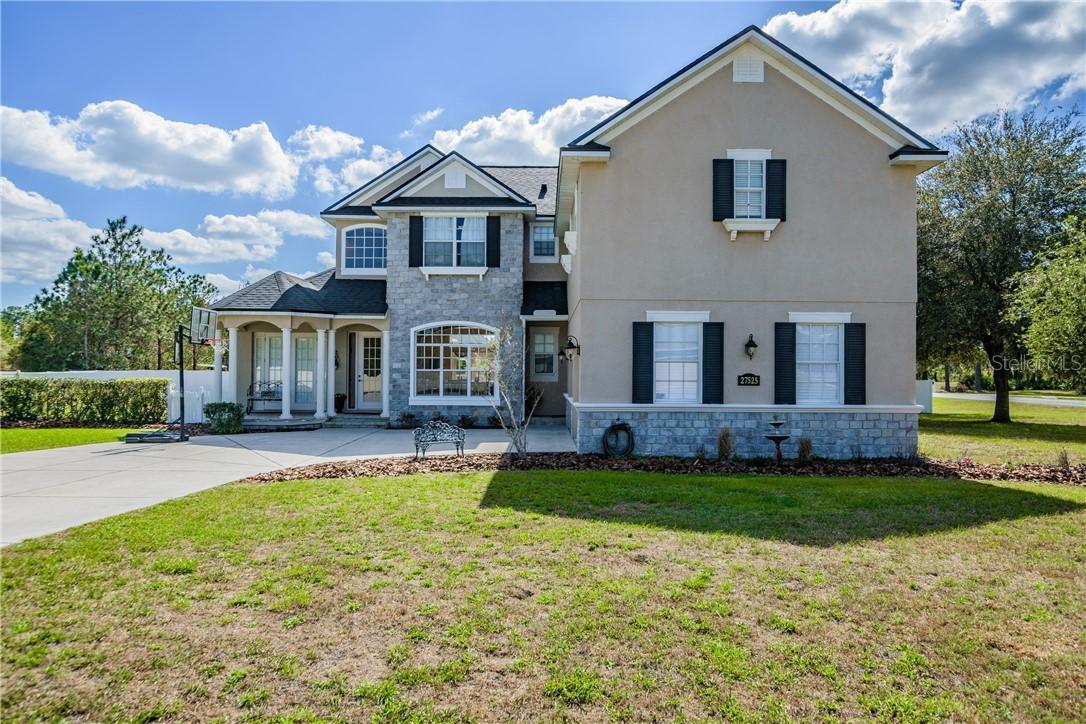 27525 Elkwood Cir., Wesley Chapel, FL 33544