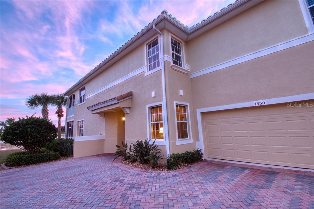 1350 Emerald Dunes Dr., Sun City Center, FL 33573