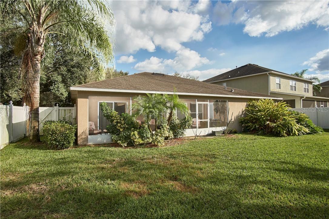 803 Berry Bramble Dr., Brandon, FL 33510