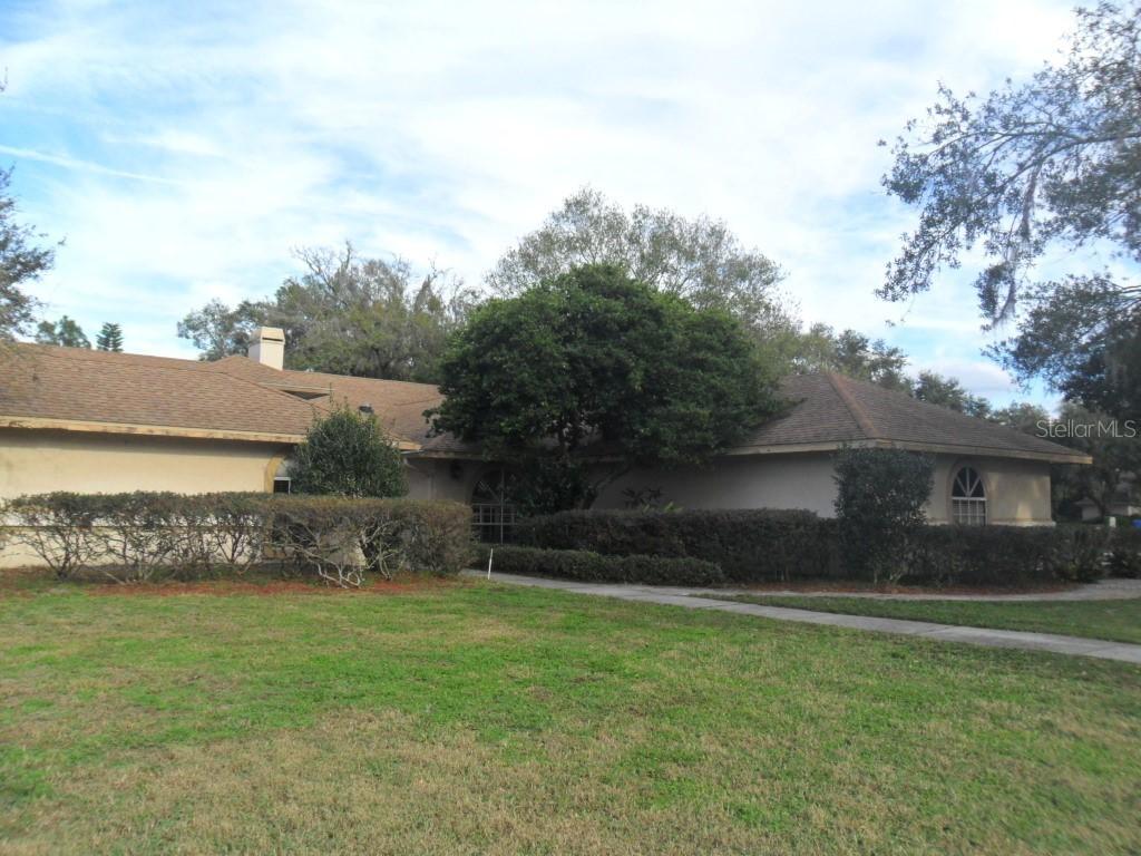 18101 Fairpoint Pl., Lutz, FL 33548