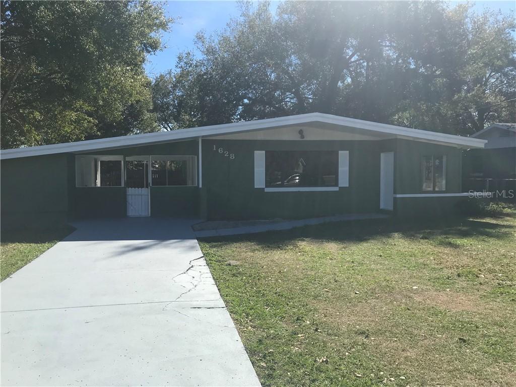 1628 Roselawn St., Winter Haven, FL 33880