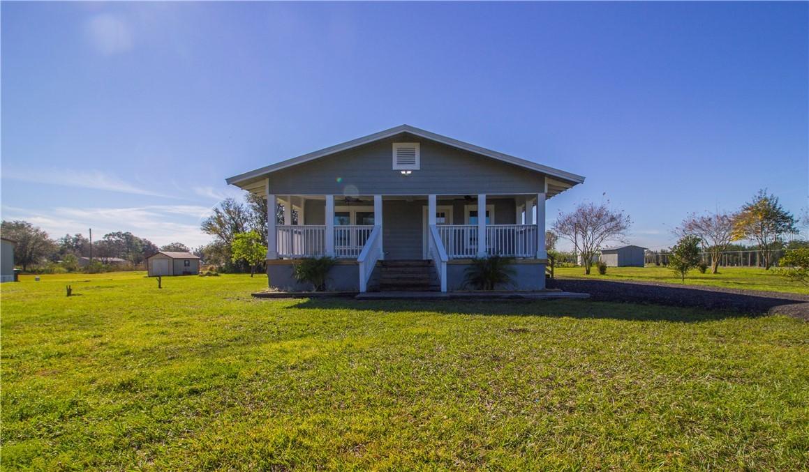 4911 W Knights Griffin Rd., Plant City, FL 33565