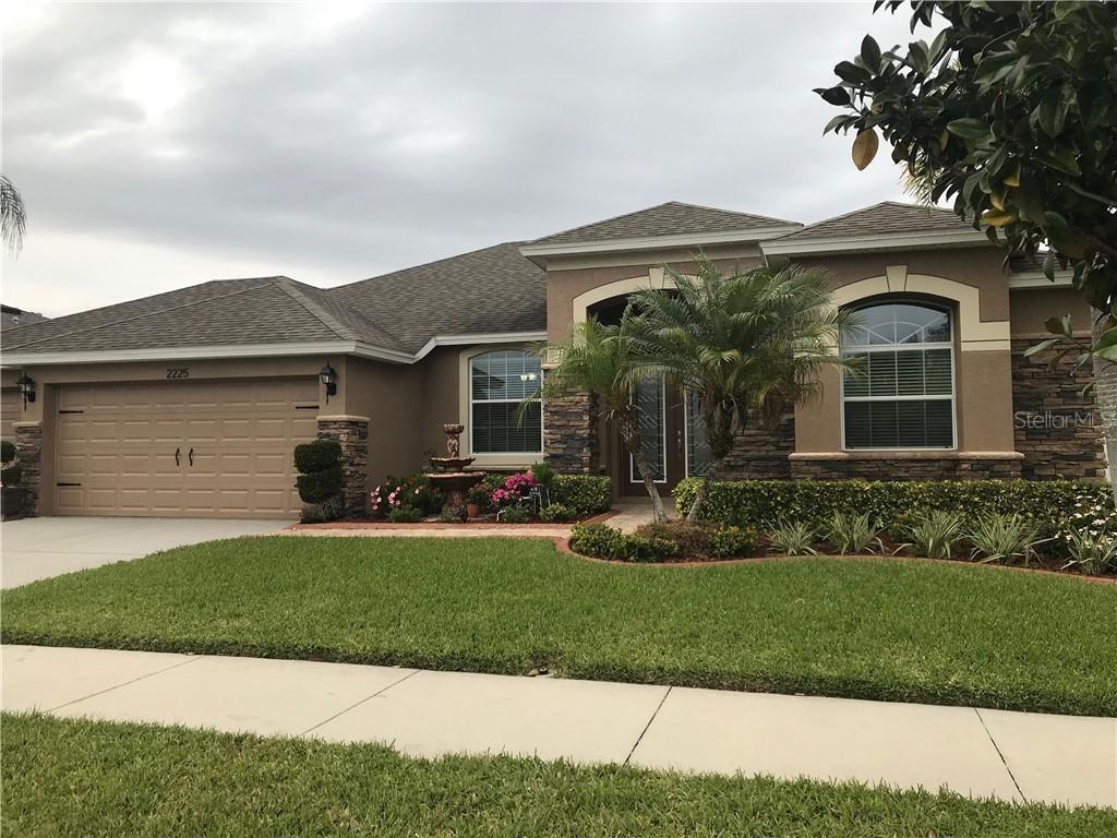 2225 Valterra Vista Way, Valrico, FL 33594