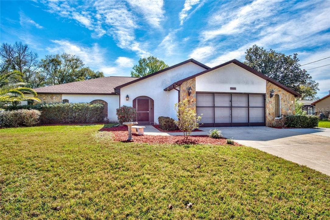 12212 Glancy Ln., Spring Hill, FL 34609