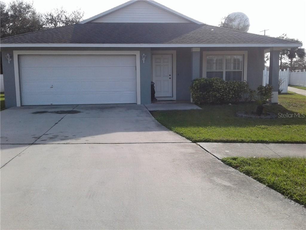 1219 Bayou Pass Dr., Ruskin, FL 33570
