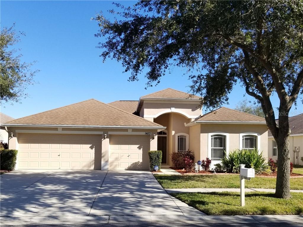 1423 Emerald Hill Way, Valrico, FL 33594