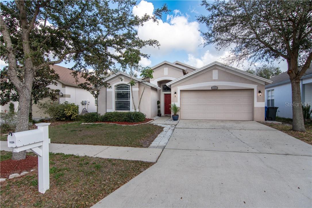 1126 Barclay Wood Dr., Ruskin, FL 33570