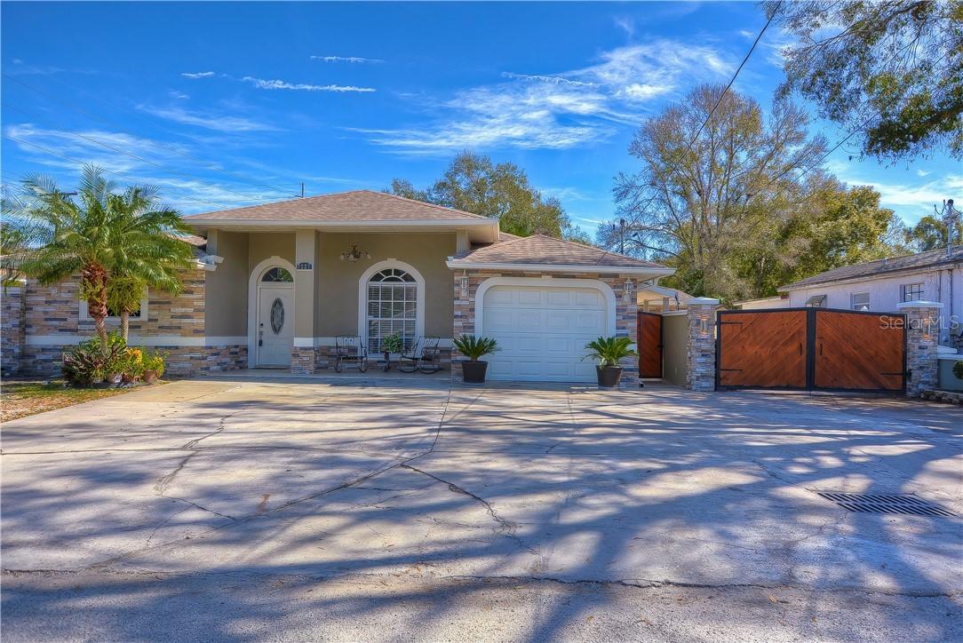 7227 Donald Ave., Tampa, FL 33614