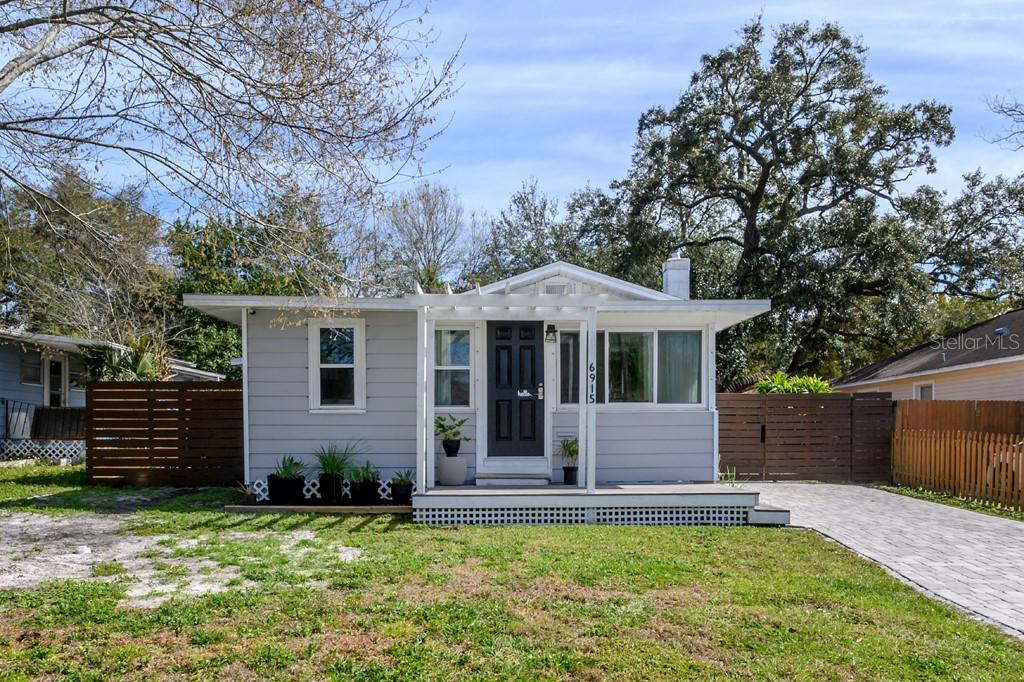 6915 N Lynn Ave., Tampa, FL 33604