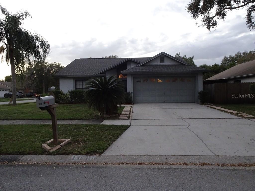 1418 Tiverton Dr., Brandon, FL 33511