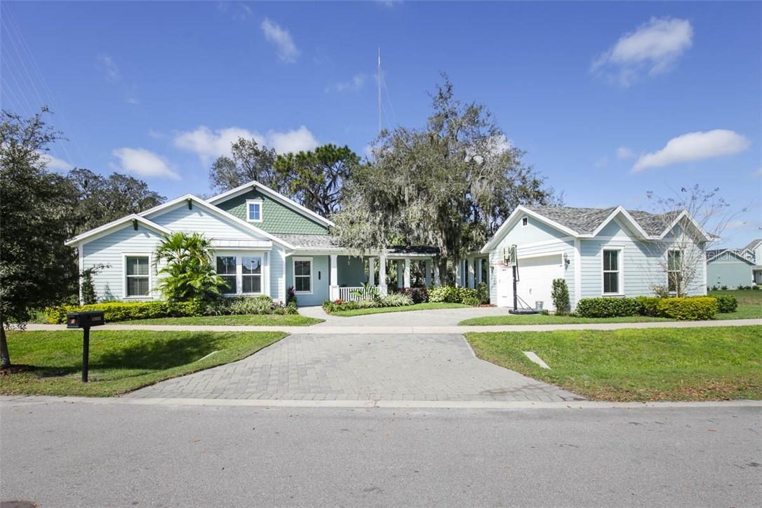 13921 Lake Fishhawk Dr., Lithia, FL 33547