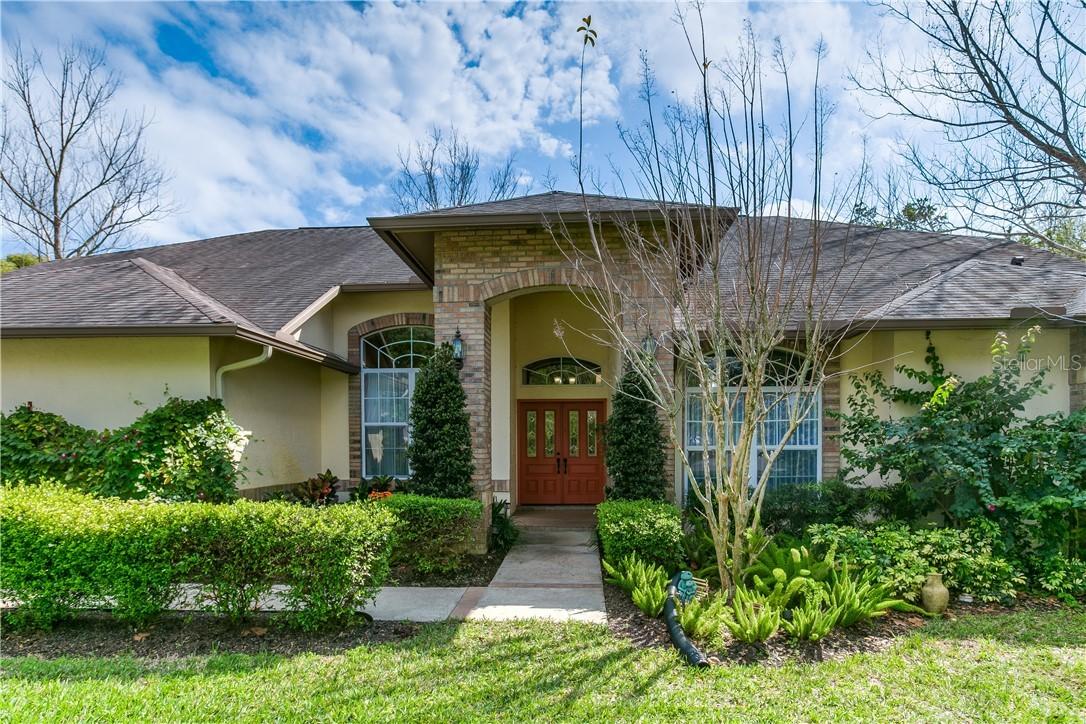 19206 Ridgelake Dr., Lutz, FL 33549