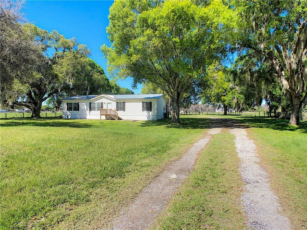 4110 E Knights Griffin Rd., Plant City, FL 33565