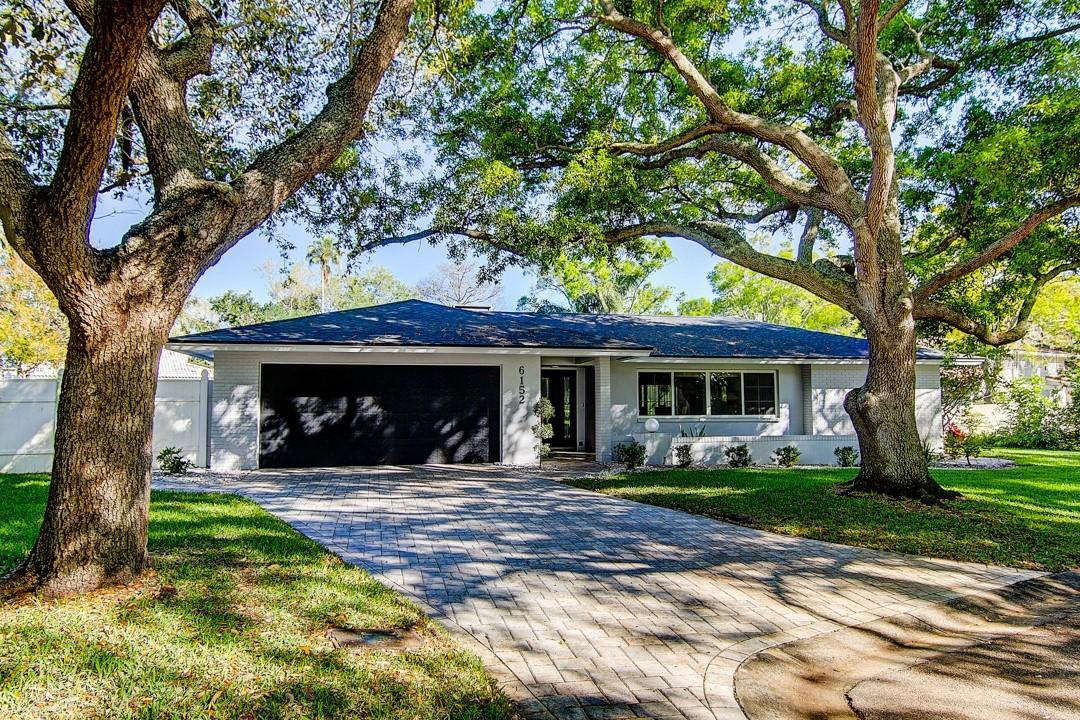 6152 115th Pl., Seminole, FL 33772