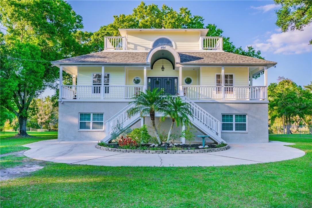 404 Duque Rd., Lutz, FL 33549