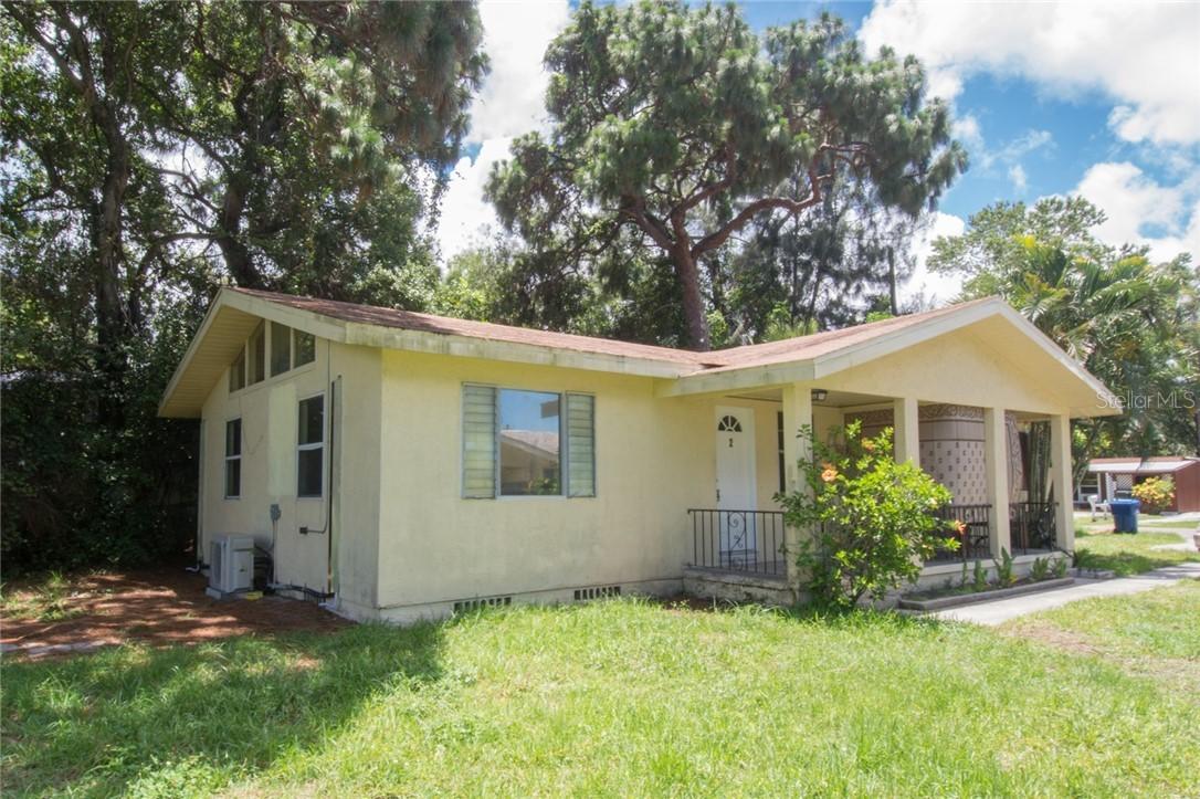 1040 10th Ave., Largo, FL 33770