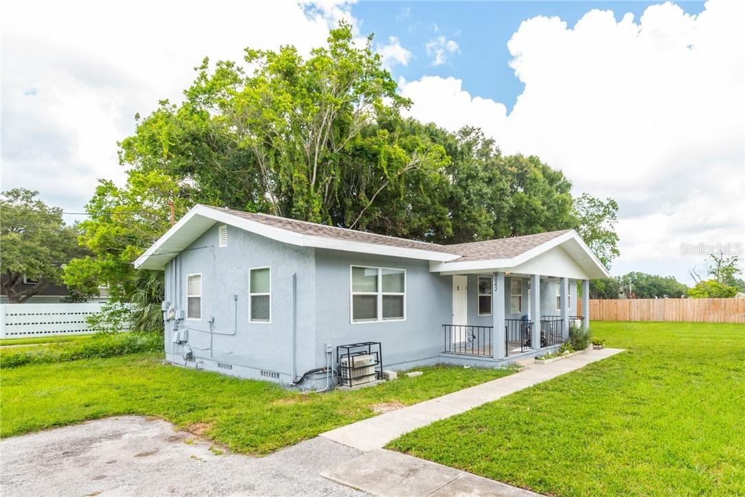 1042 10th Ave., Largo, FL 33770